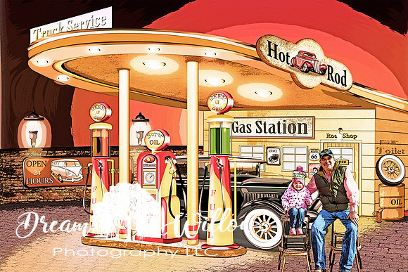 Oldtimer an Tankstelle